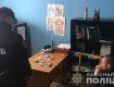 В Ужгороді злочинець звернувся до правоохоронця з 1000-доларовою "пропозицією"