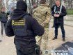 В военкомате Одессы начальник, без каких-то 6500$, угрожал призывника отправить на Донбасс 