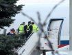 Депортированные из Чехии дипломаты вылетели в Россию
