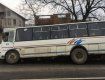 На Закарпатье рейсовый автобус оказался в кювете
