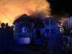 В Закарпатье молния спровоцировала масштабный пожар в туристическом городке: Пострадал двухэтажный дом