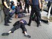 В Киеве полиция жестко разогнала противников гей-парада