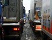 Украина договорилась с Россией о беспрепятственном возвращении грузовиков