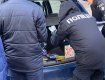 В Ужгороде возле отеля "Закарпатье" обыски: Куча полицейских, один задержанный 