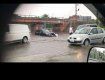 В Ужгороде под переездом дорогой "BMW" оказался узником водяной стихии 