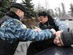 В Мукачево парень с наркотиками попался бойцам спецподразделения «Беркут»