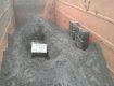 200 блоков сигарет под слоем руды обнаружились на Закарпатье