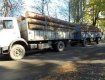 "Природолюби" вантажівками перевозили нелегальний ліс та камінь.