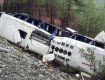В Турции туристический автобус упал в пропасть, есть пострадавшие