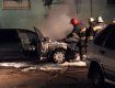 В Мукачево раздался взрыв, после чего и загорелся автомобиль "Шкода Октавия"