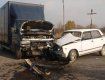 В городе Хуст лоб в лоб столкнулись два легковых автомобиля ВАЗ и Opel
