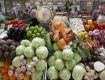 На «зеленом» рынке в Ужгороде осенних овощей в достатке