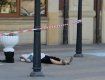 В Ужгороде у входа на вокзал умерла женщина