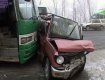 Авария под Владивостоком с участием пассажирского автобуса и трех легковушек