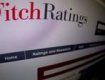 Fitch ставит рейтинг России на грань "мусорного"