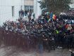 Протестующие в Кишиневе прорвались в парламент