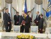 Янукович и лидеры оппозиции подписали соглашение об урегулировании кризиса