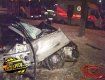 В Киеве «Mitsubishi» протаранил два автомобиля и снес бетонный блок.