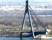 Московский мост в Киеве, с которого хотела прыгнуть 17-летняя девушка.