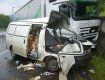 В Чехии фура расплющила микроавтобус, водитель погиб