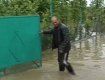Сильні зливи затопили три райони Закарпаття