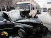 В Киеве Mercedes-Benz уничтожил Audi A8 вместе с водителем
