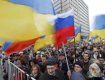 Десятки тысяч людей вышли на антивоенный митинг в Москве