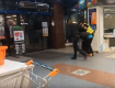 В супермаркете Ужгорода полиция задержала неадеквата