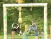 В Свалявском парке молодые парни устроили свой наркопритон