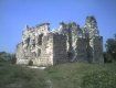 Руины реального замка тамплиеров в закарпатском поселке Среднее