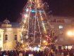 Новогоднюю елку зажгли в Мукачево