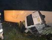 На Черниговщине водитель грузовика раздавил микроавтобус