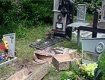 Один из разрушенных памятников стоял на могиле отца нынешнего Генпрокурора Украины