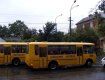 Москаль вручил ключи от новых школьных автобусов