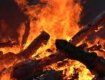 В Ясиня сгорела хозяйственное здание