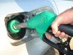 Ответ - чиновники покупают бензин на 20% дороже, чем он стоит на автозаправке
