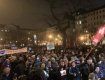 В Венгрии митингующие скандировали "Орбана прочь!", "Fidesz - мафия"