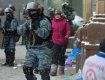 За спинами "Беркута" на майдане опознали Надежду Савченко