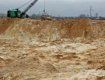 На Прикарпатье милиция прикрыла подпольный карьер по добыче песчаного камня.