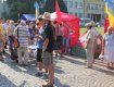В Ужгороде проходит митинг против языкового законопроекта