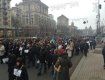 В Киеве проходит марш памяти по погибшим под Волновахой