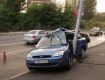 В Киеве девушка-автомобилист поймала столб