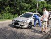 В Берегово из-за разорванной шины водитель врезался в мост