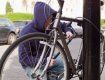 Ужгородець викрав чужий велосипед з-під магази