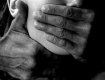 В Закарпатской области девушка-инвалид отрицает, что ее изнасиловали