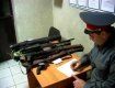 Жители Закарпатья несут оружие в милицию от греха подальше