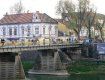 Пешеходный мост в Ужгороде превратился в мост влюбленных