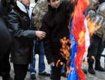 Флаг России сожгли у стен генконсульства России во Львове