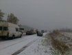 В Карпатах выпал снег, видимость на дорогах резко ухудшилась
