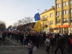 По Ужгороду прошла колонна митингующих людей
